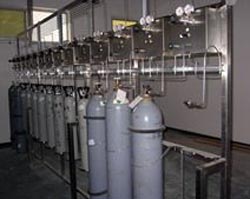 Gas pipeline engineering for laboratories